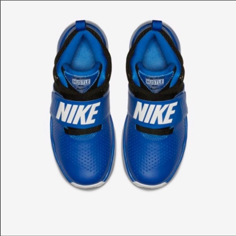 Nike Hustled D8 Sneakers - Picture 2 of 6